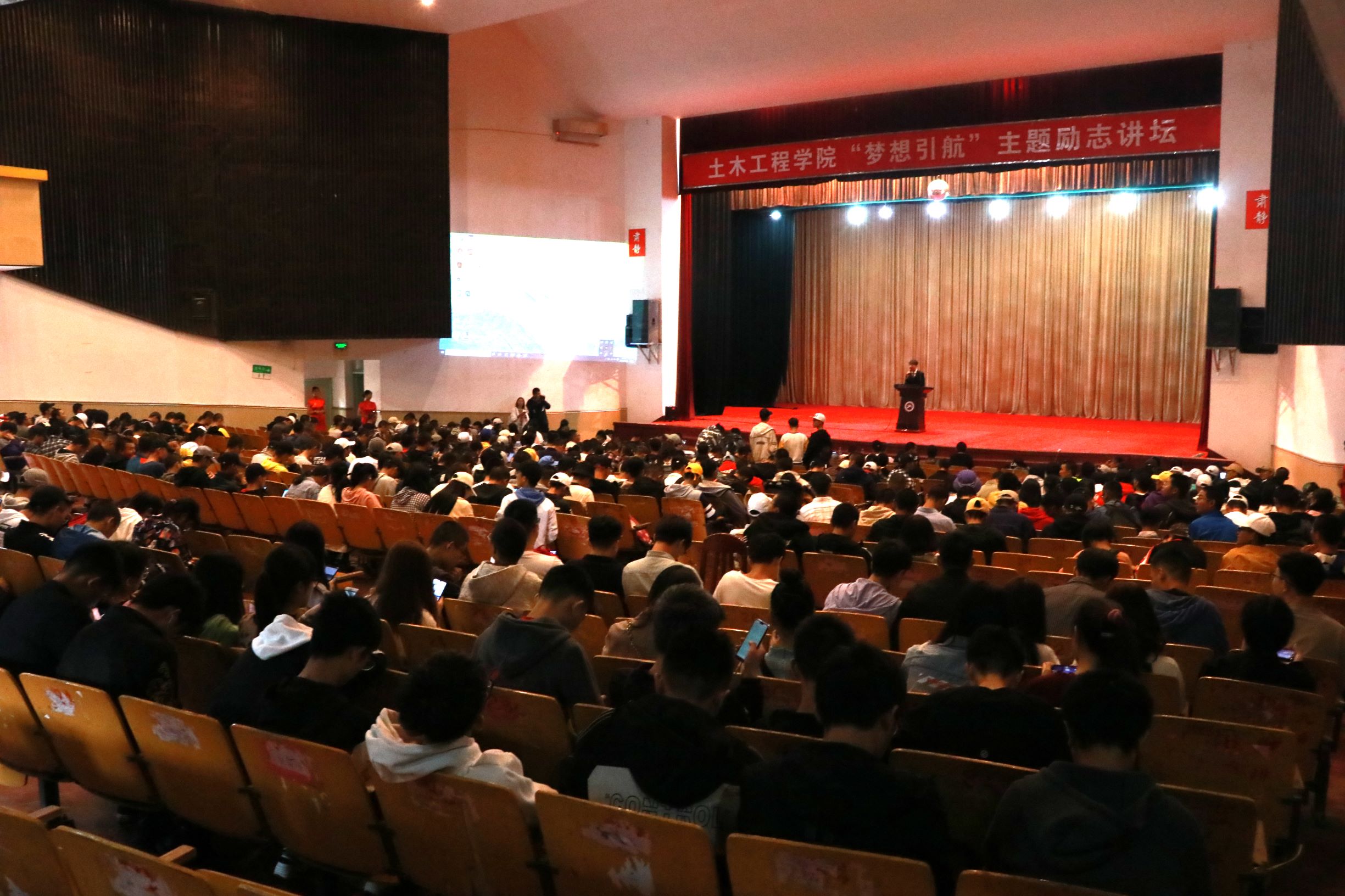 2be3a92a7ef846fd9d6e3c3c70de4aa8.jpg 3044am永利集团官网