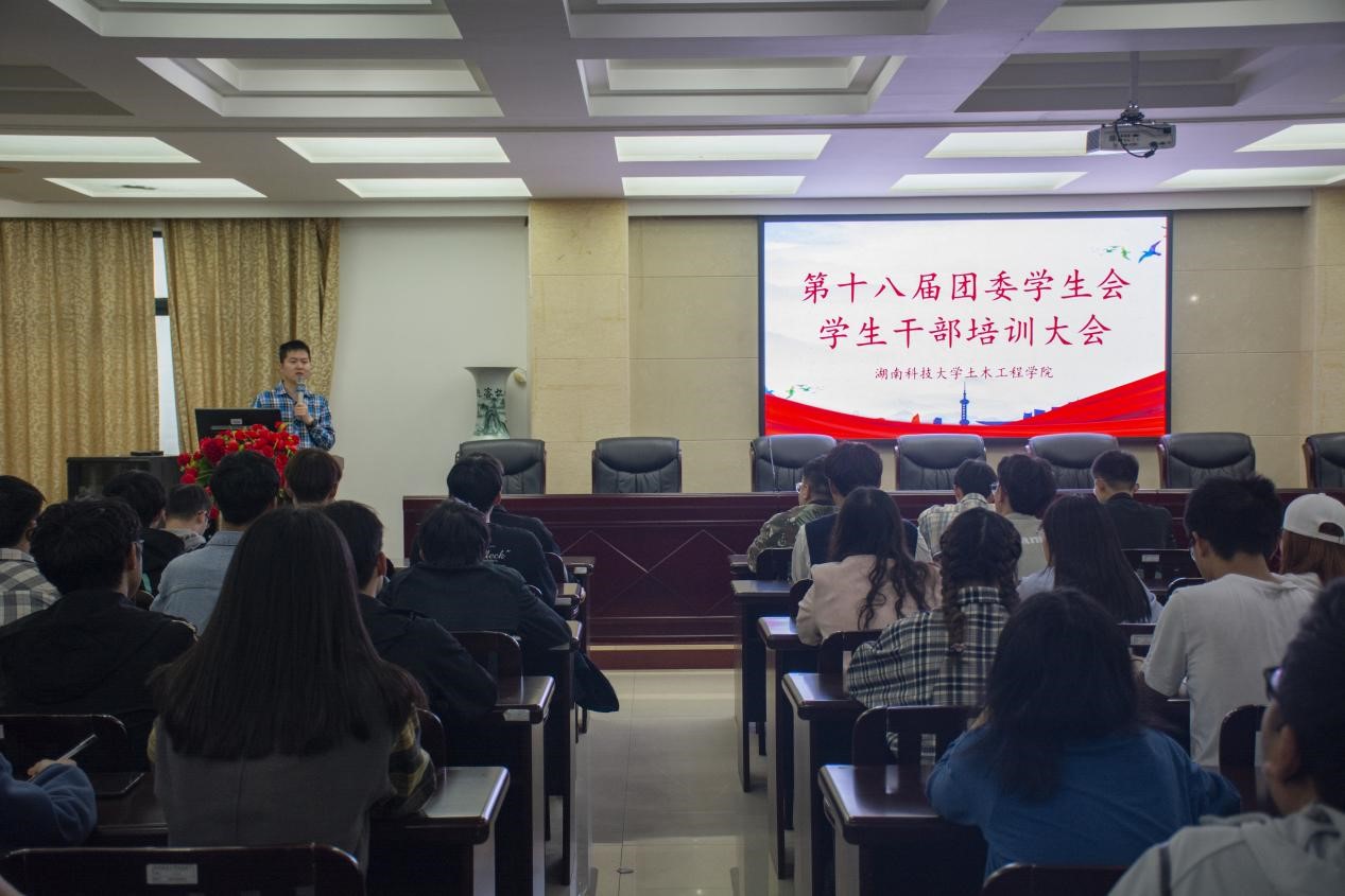 fe69c43310d74f34926adf1b6d493b42.jpg 3044am永利集团官网